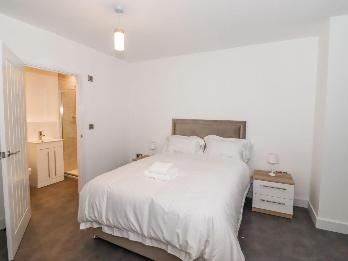 Exning Residence Newmarket  Buitenkant foto