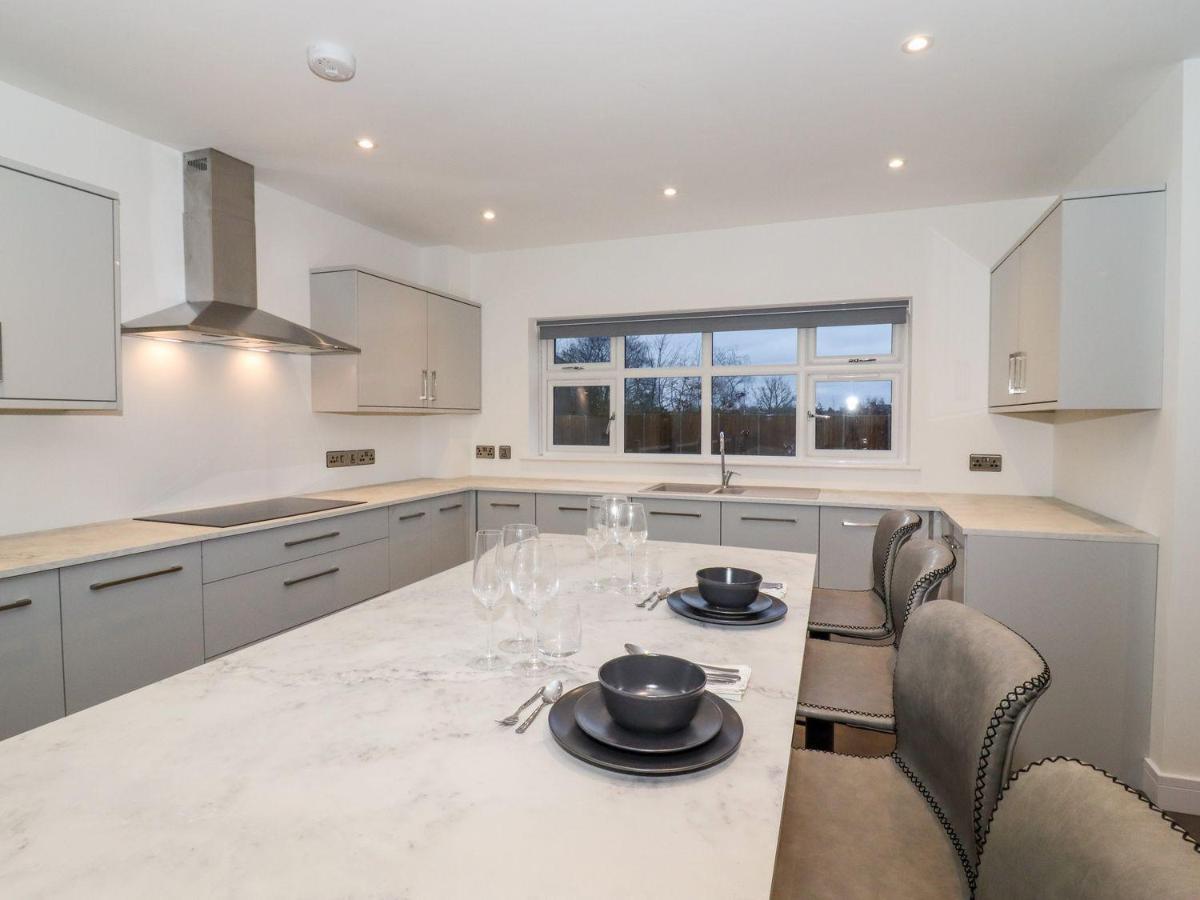 Exning Residence Newmarket  Buitenkant foto