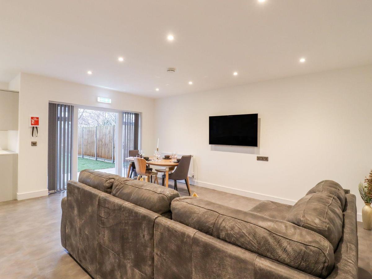 Exning Residence Newmarket  Buitenkant foto