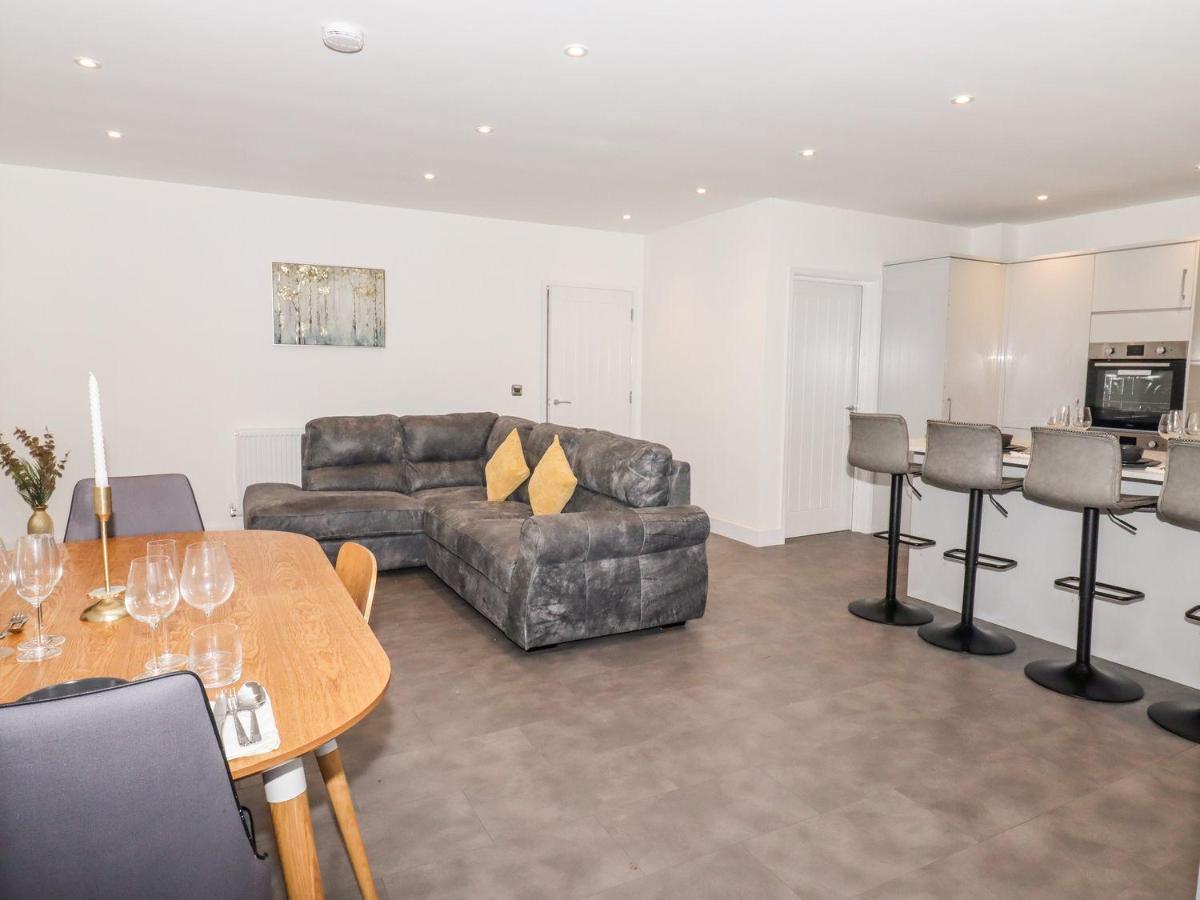 Exning Residence Newmarket  Buitenkant foto