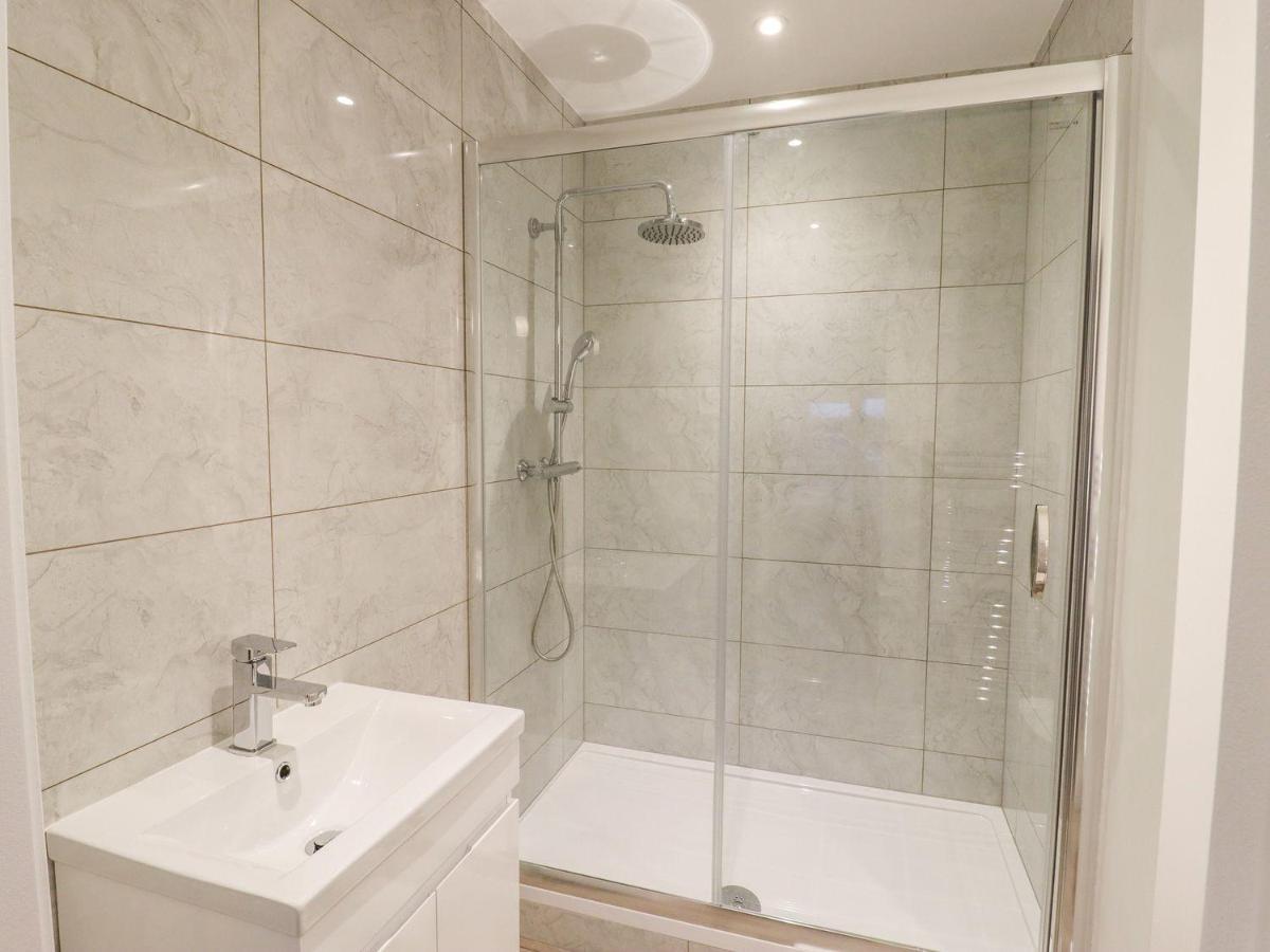 Exning Residence Newmarket  Buitenkant foto